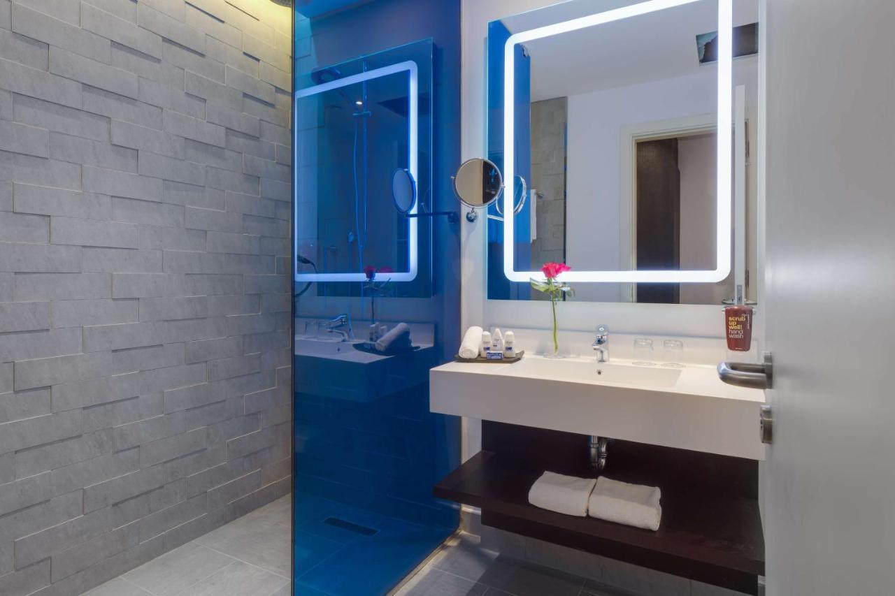 Radisson Hotel & Apartments Dammam Industrial City מראה חיצוני תמונה